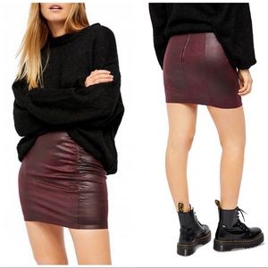 FREE PEOPLE | Mini Ruched Skirt